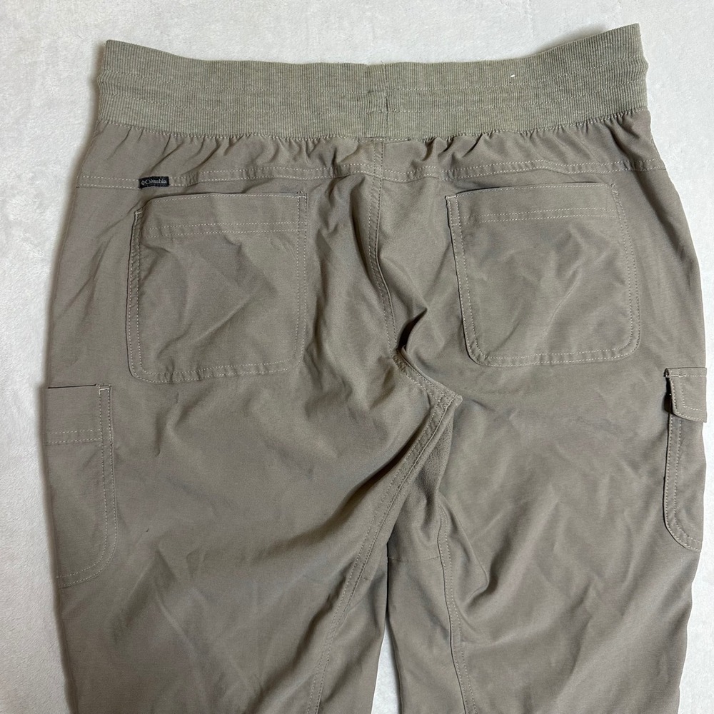 Columbia Women's Large Tan Cargo Capri Pants Roll-Up Straight Leg Hiking Travel - Picture 5 of 12